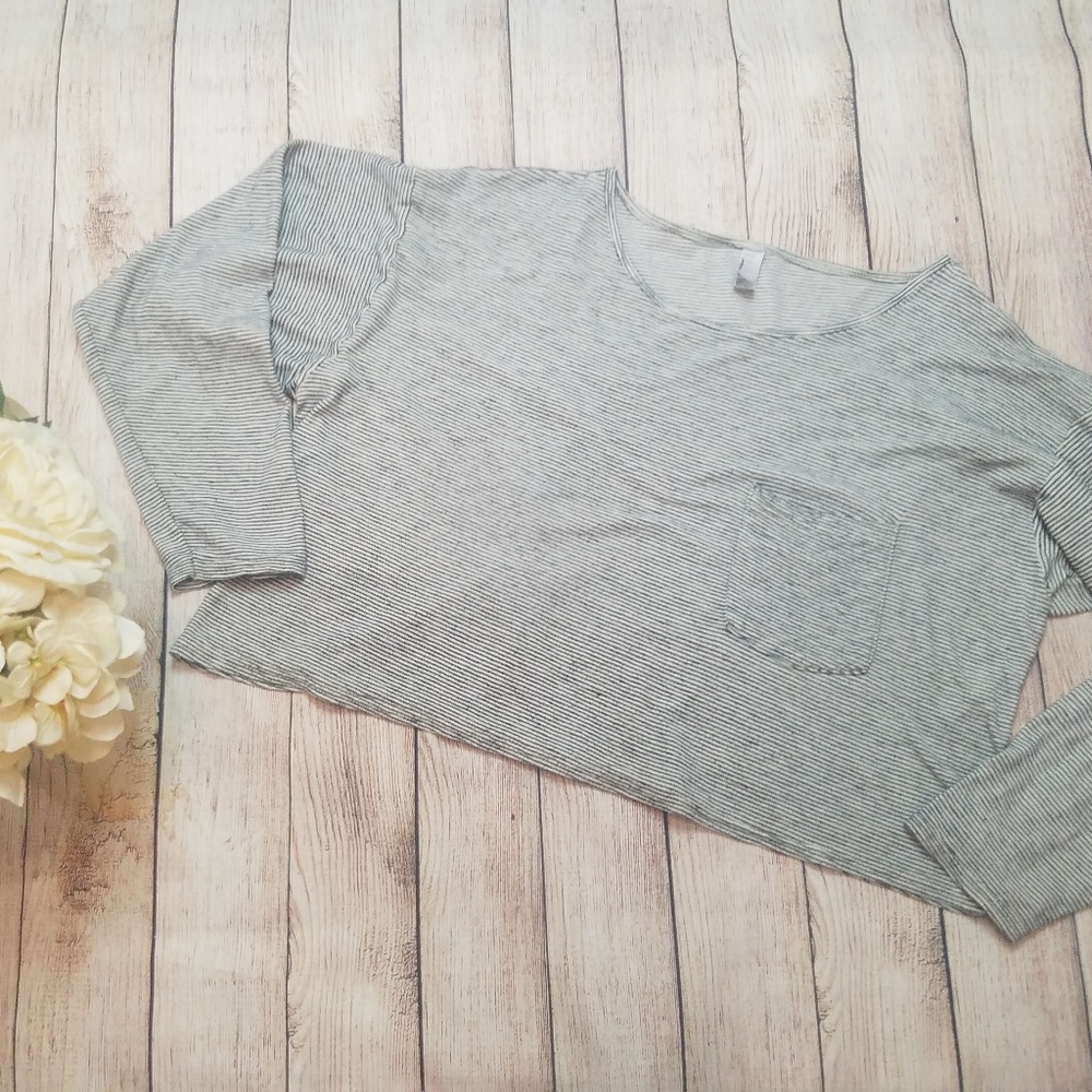American Apparel Cropped Long-Sleeve Pocket Shirt